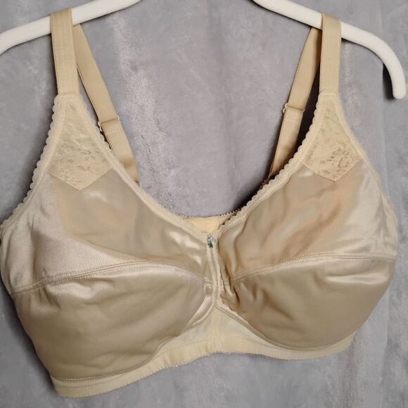 Mastectomy Bra One Of Many - Picture 1 of 3